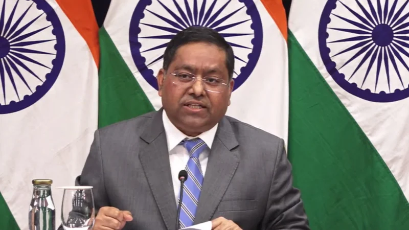 বাংলাদেশের সব সমস্যা গণতান্ত্রিক উপায়ে সমাধানের পক্ষে ভারত